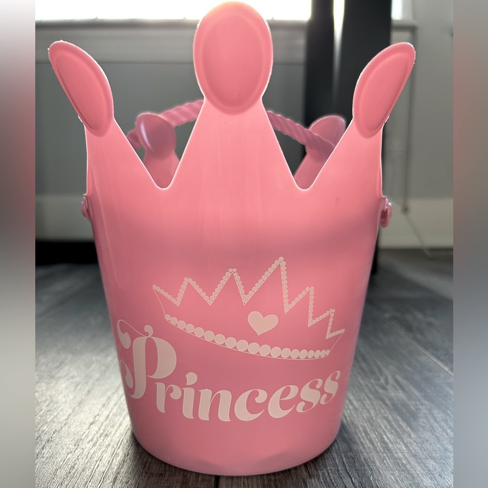 Pink plastic “Princess”Easter basket/pail